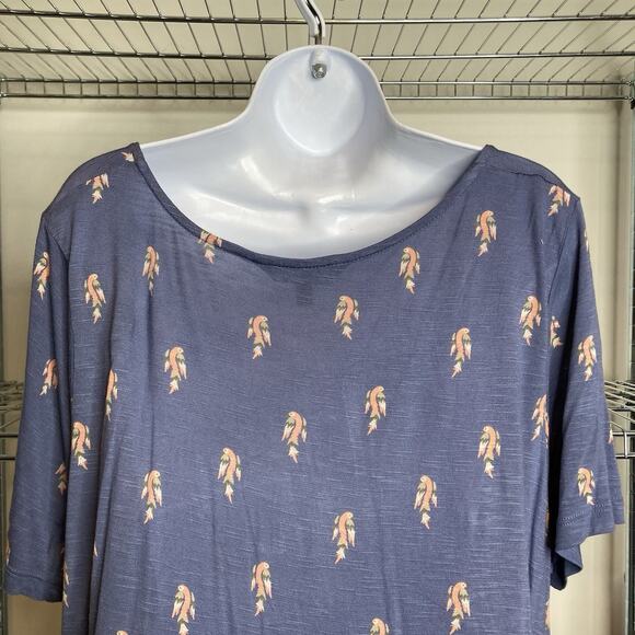 Ulla Popken Women's Blue Feather Print Button Front Tunic Top Size 16 Boho Flowy - Picture 10 of 11